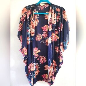 Umgee floral kimono / cover up